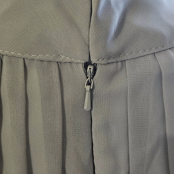 Gray Dress - Picture 3 of 5